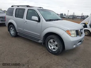 2006 Nissan Pathfinder SE with VIN 5N1AR18U46C604709, listed as a IAAI auction lot 41735976 with 123,548 mi miles. Bid and sale history available at carsss.com. Image 1.