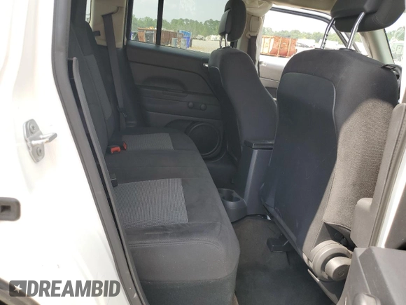2016 Jeep Patriot Sport z VIN 1C4NJPBB4GD748294, wystawiony jako Copart lot #62569595 z przebiegiem 143 919 mil mil oraz Szkoda całkowita • Salvage title. Historia ofert i sprzedaży dostępna na DreamBid. Obrazek 11.