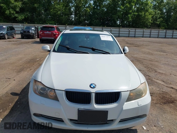 2008 BMW 3 Series 328xi with VIN WBAVC935X8K042486, listed as a IAAI auction lot 42471875 with 178,268 mi miles and . Bid and sale history available at DreamBid. Image 6.