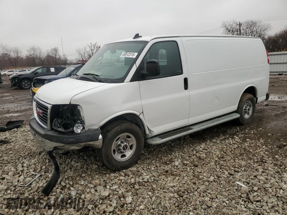 2022 GMC Savana Cargo Van with VIN 1GTW7AFP8N1147653, listed as a Copart auction lot 49812315 with 23,887 mi miles and Salvage Title. Bid and sale history available at carsss.com. Image 1.