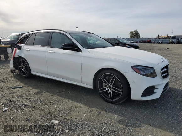 2019 Mercedes-Benz E 450 with VIN WDDZH6JB6KA671808, listed as a Copart auction lot 49857245 with 99,709 mi miles and Salvage Title. Bid and sale history available at DreamBid. Image 4.
