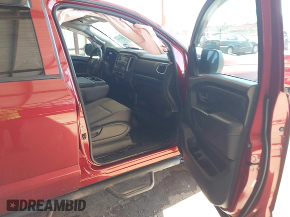 2018 Nissan Titan SV with VIN 1N6AA1EK1JN528262, listed as a IAAI auction lot 41665065 with 96,491 mi miles. Bid and sale history available at carsss.com. Image 5.