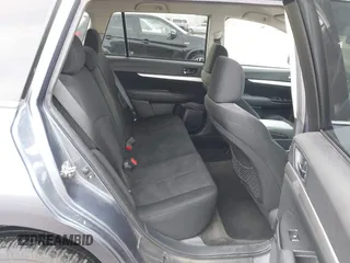 2014 Subaru Outback 2.5i Premium with VIN 4S4BRCCC0E3258106, listed as a IAAI auction lot 41151640 with 87,089 mi miles. Bid and sale history available at carsss.com. Image 8.