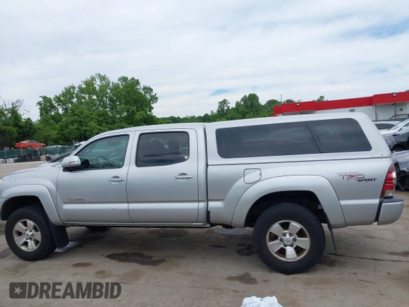 2013 Toyota Tacoma with VIN 3TMMU4FN1DM055477, listed as a IAAI auction lot 42306479 with 191,792 mi miles and . Bid and sale history available at DreamBid. Image 14.