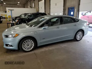 2013 Ford Fusion Titanium with VIN 3FA6P0SU3DR284760, listed as a Copart auction lot 62600625 with 109,143 mi miles and Clean title. Bid and sale history available at DreamBid. Image 1.