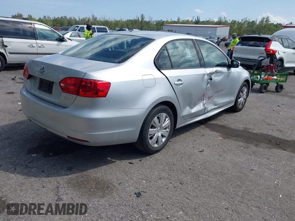 2012 Volkswagen Jetta SE с VIN 3VWDP7AJ5CM309846, выставлен на аукционе IAAI как лот 41795013 с пробегом 104 549 миль миль и . История ставок и продаж доступна на DreamBid. Изображение 4.