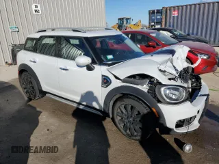 2020 MINI Countryman Cooper S with VIN WMZYX1C07L3L39910, listed as a Copart auction lot 76875464 with 65,876 mi miles and Non Repairable. Bid and sale history available at carsss.com. Image 4.