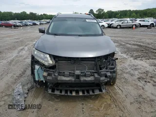 2016 Nissan Rogue SV z VIN 5N1AT2MM8GC740307, wystawiony jako Copart lot #55609835 z przebiegiem 64 882 mil mil oraz Czysty tytuł • Clean title. Historia ofert i sprzedaży dostępna na DreamBid. Obrazek 5.