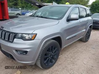 2019 Jeep Grand Cherokee Laredo E с VIN 1C4RJFAG3KC674406, выставлен на аукционе IAAI как лот 42389320 с пробегом 92 368 миль миль и . История ставок и продаж доступна на DreamBid. Изображение 17.
