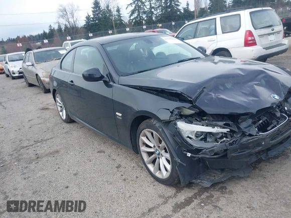 2013 BMW 3 Series 328i xDrive with VIN WBAKF3C50DJ385511, listed as a IAAI auction lot 41795976 with 134,057 mi miles. Bid and sale history available at carsss.com. Image 1.
