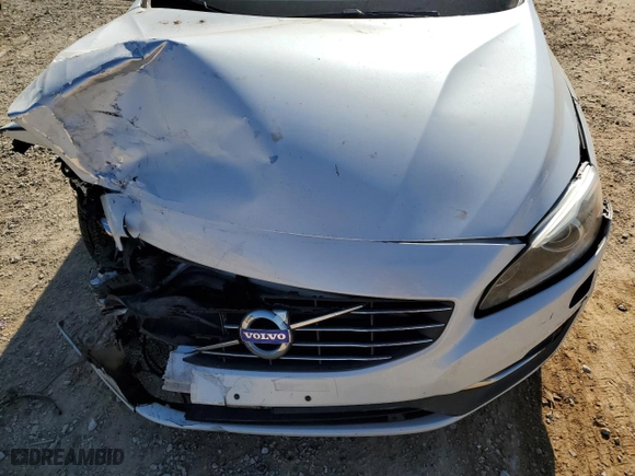 2017 Volvo V60 T5 Drive-E Platinum with VIN YV140MEMXH1338624, listed as a Copart auction lot 42573955 with 103,777 mi miles and Salvage Title. Bid and sale history available at carsss.com. Image 11.