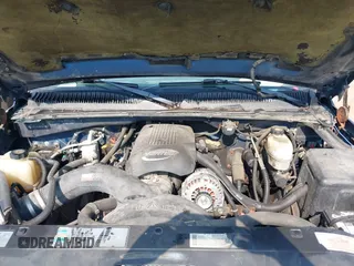 2003 Chevrolet Silverado 1500HD LS z VIN 1GCGK13U23F211313, wystawiony jako IAAI lot #42410523 z przebiegiem 396 076 mil mil oraz . Historia ofert i sprzedaży dostępna na DreamBid. Obrazek 10.