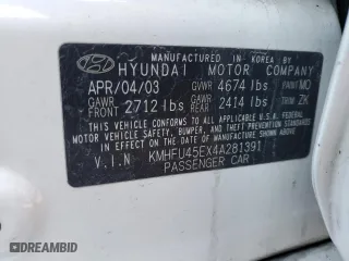 2004 Hyundai XG350 with VIN KMHFU45EX4A281391, listed as a Copart auction lot 83409284 with 177,666 mi miles and Salvage Title. Bid and sale history available at carsss.com. Image 12.