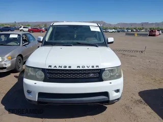 2013 Land Rover Range Rover Sport HSE with VIN SALSF2D48DA784484, listed as a IAAI auction lot 42300677 with 175,993 mi miles and . Bid and sale history available at DreamBid. Image 12.