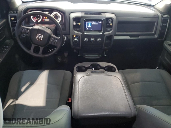 2016 Ram 1500 Express z VIN 3C6RR6KT3GG197928, wystawiony jako Copart lot #52448765 z przebiegiem 110 844 mil mil oraz Szkoda całkowita • Salvage title. Historia ofert i sprzedaży dostępna na DreamBid. Obrazek 8.