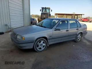 1997 Volvo 850 GT с VIN YV1LS554XV2366697, выставлен на аукционе Copart как лот 77491004 с пробегом 176 738 миль миль и Чистый • Clean title. История ставок и продаж доступна на DreamBid. Изображение 1.