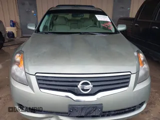 2007 Nissan Altima 2.5 S with VIN 1N4AL21E67C234966, listed as a IAAI auction lot 41910895 with 239,566 mi miles. Bid and sale history available at carsss.com. Image 6.