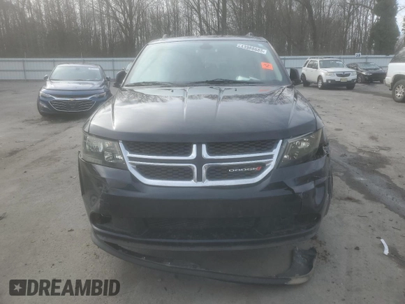 2019 Dodge Journey SE Value with VIN 3C4PDCAB4KT864575, listed as a Copart auction lot 43988685 with Not Provided miles and Salvage Title. Bid and sale history available at DreamBid. Image 5.