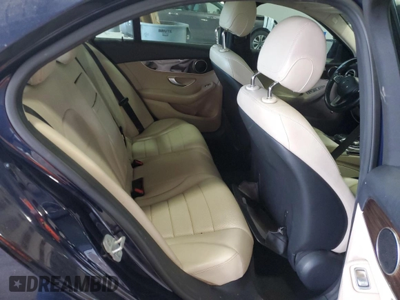 2015 Mercedes-Benz C 300 with VIN 55SWF4JB4FU051543, listed as a Copart auction lot 55327735 with 183,506 mi miles and Clean Title. Bid and sale history available at DreamBid. Image 10.