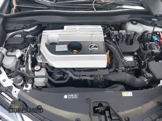 2020 Lexus UX 250h z VIN JTHP9JBH8L2023403, wystawiony jako IAAI lot #40035496 z przebiegiem 42 902 mil mil oraz . Historia ofert i sprzedaży dostępna na DreamBid. Obrazek 10.