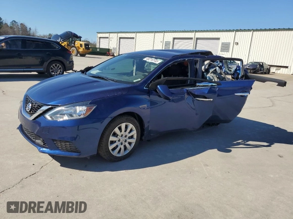 2018 Nissan Sentra S z VIN 3N1AB7AP3JY321365, wystawiony jako Copart lot #48216145 z przebiegiem Nie podano mil oraz Szkoda całkowita • Salvage title. Historia ofert i sprzedaży dostępna na DreamBid. Obrazek 1.