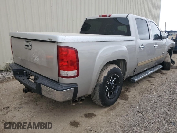 2007 GMC Sierra 1500 SLE1 z VIN 2GTEC13J171505244, wystawiony jako Copart lot #41409685 z przebiegiem 173 698 mil mil oraz Szkoda całkowita • Salvage title. Historia ofert i sprzedaży dostępna na DreamBid. Obrazek 3.