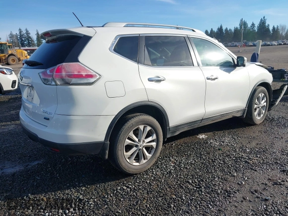 2014 Nissan Rogue SV with VIN 5N1AT2MK6EC785130, listed as a IAAI auction lot 41325704 with 227,615 mi miles. Bid and sale history available at carsss.com. Image 4.