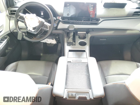 2021 Toyota Sienna XSE with VIN 5TDDRKEC1MS021660, listed as a Copart auction lot 60449624 with 16,194 mi miles and Clean Title. Bid and sale history available at DreamBid. Image 8.