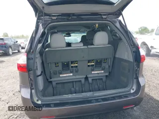 2016 Toyota Sienna XLE with VIN 5TDYK3DC4GS708455, listed as a IAAI auction lot 41914114 with 140,451 mi miles. Bid and sale history available at carsss.com. Image 12.