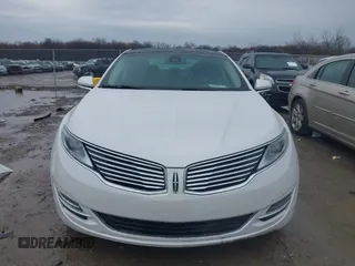 2013 Lincoln MKZ Hybrid with VIN 3LN6L2LU5DR824153, listed as a IAAI auction lot 41902955 with 92,028 mi miles. Bid and sale history available at carsss.com. Image 13.