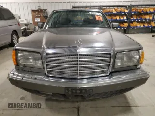 1985 Mercedes-Benz 500 with VIN WDBCA37DXFA164202, listed as a Copart auction lot 43755345 with 223,506 mi miles and Clean Title. Bid and sale history available at carsss.com. Image 5.