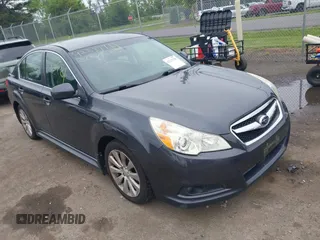 2011 Subaru Legacy Limited Power Moon z VIN 4S3BMBK67B3219372, wystawiony jako IAAI lot #42237781 z przebiegiem 180 733 mil mil oraz . Historia ofert i sprzedaży dostępna na DreamBid. Obrazek 1.