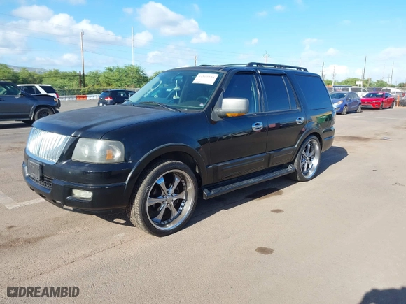 2005 Ford Expedition Eddie Bauer with VIN 1FMPU17505LA25797, listed as a IAAI auction lot 41860548 with 130,044 mi miles. Bid and sale history available at carsss.com. Image 2.