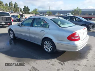2004 Mercedes-Benz E 320 with VIN WDBUF65J84A487595, listed as a IAAI auction lot 41993629 with 212,359 mi miles and . Bid and sale history available at carsss.com. Image 3.