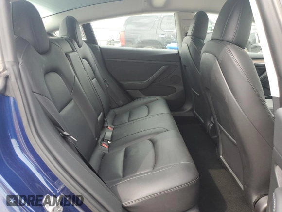 2023 Tesla Model 3 z VIN 5YJ3E1EA1PF386106, wystawiony jako Copart lot #53669285 z przebiegiem 20 579 mil mil oraz Szkoda całkowita • Salvage title. Historia ofert i sprzedaży dostępna na DreamBid. Obrazek 10.