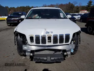 2019 Jeep Cherokee Latitude Plus with VIN 1C4PJMLB7KD469176, listed as a Copart auction lot 47461665 with 24,799 mi miles and Salvage Title. Bid and sale history available at carsss.com. Image 5.