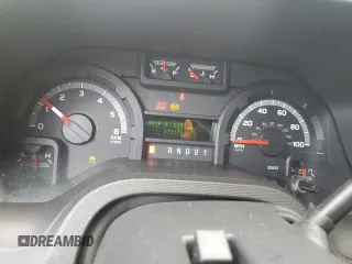 2010 Ford Econoline Passenger XL с VIN 1FBNE3BL2ADA55175, выставлен на аукционе Copart как лот 58540605 с пробегом 111 175 миль миль и Списание • Salvage title. История ставок и продаж доступна на DreamBid. Изображение 9.