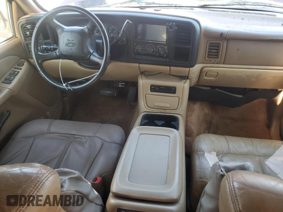 2000 Chevrolet Suburban LT with VIN 3GNEC16T0YG132453, listed as a Copart auction lot 75047174 with 0 mi miles and Salvage Title. Bid and sale history available at carsss.com. Image 8.