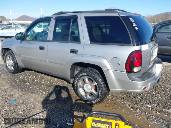 2008 Chevrolet TrailBlazer 3LT with VIN 1GNDT13S682207916, listed as a IAAI auction lot 41675386 with 221,825 mi miles and . Bid and sale history available at DreamBid. Image 3.