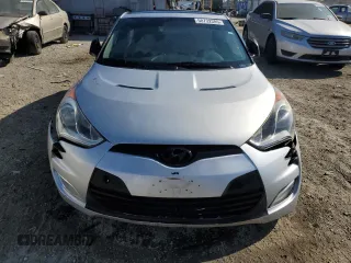 2013 Hyundai Veloster w/Black Int with VIN KMHTC6AD0DU088518, listed as a Copart auction lot 50732385 with 130,395 mi miles and Clean Title. Bid and sale history available at carsss.com. Image 5.
