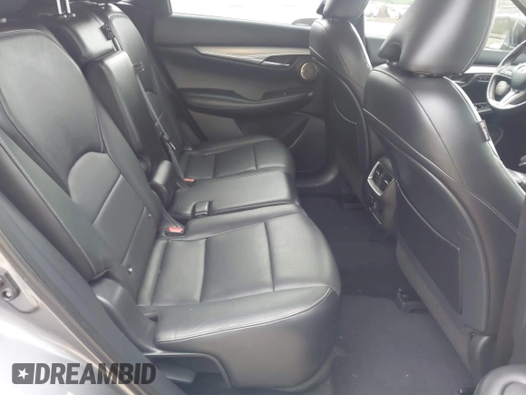 2019 Infiniti QX50 LUXE with VIN 3PCAJ5M16KF112761, listed as a IAAI auction lot 41921825 with 78,566 mi miles. Bid and sale history available at carsss.com. Image 8.