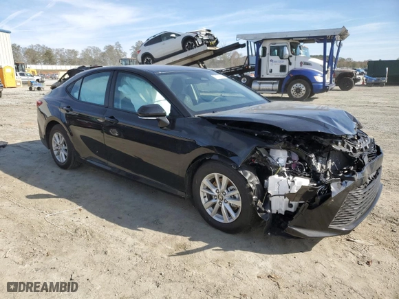 2025 Toyota Camry LE with VIN 4T1DAACKXSU530677, listed as a Copart auction lot 81171694 with 5,746 mi miles and Salvage Title. Bid and sale history available at carsss.com. Image 4.