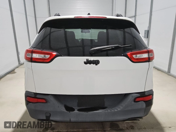 2017 Jeep Cherokee Altitude z VIN 1C4PJLAS5HW593487, wystawiony jako Copart lot #56229345 z przebiegiem 75 204 mil mil oraz Czysty tytuł • Clean title. Historia ofert i sprzedaży dostępna na DreamBid. Obrazek 6.