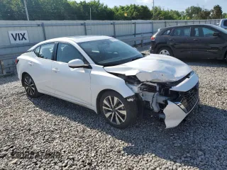 2024 Nissan Sentra SV z VIN 3N1AB8CV9RY216004, wystawiony jako Copart lot #54932505 z przebiegiem 60 872 mil mil oraz Szkoda całkowita • Salvage title. Historia ofert i sprzedaży dostępna na DreamBid. Obrazek 4.