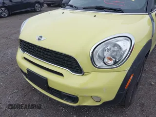 2012 MINI Countryman S with VIN WMWZC5C53CWL61322, listed as a IAAI auction lot 42504735 with Not provided miles and . Bid and sale history available at DreamBid. Image 6.