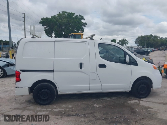 2018 Nissan NV200 S с VIN 3N6CM0KN8JK693823, выставлен на аукционе IAAI как лот 42255083 с пробегом 160 960 миль миль и . История ставок и продаж доступна на DreamBid. Изображение 13.