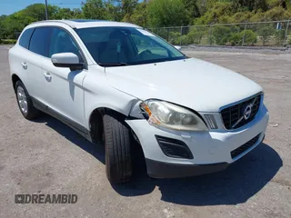 2013 Volvo XC60 3.2L с VIN YV4952DL3D2378376, выставлен на аукционе IAAI как лот 42037112 с пробегом 83 339 миль миль и . История ставок и продаж доступна на DreamBid. Изображение 1.