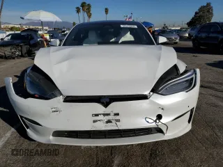 2022 Tesla Model S with VIN 5YJSA1E59NF469984, listed as a Copart auction lot 38543354 with Not provided miles and . Bid and sale history available at DreamBid. Image 5.