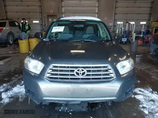 2009 Toyota Highlander with VIN JTEES41A392145884, listed as a IAAI auction lot 41628037 with 277,376 mi miles. Bid and sale history available at carsss.com. Image 12.