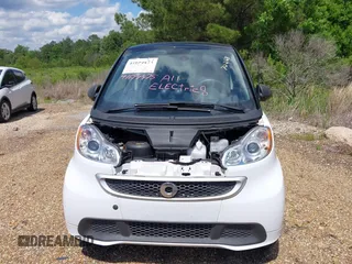 2016 Smart fortwo Passion with VIN WMEEJ9AA5GK842721, listed as a IAAI auction lot 41694475 with Not Provided miles and . Bid and sale history available at DreamBid. Image 6.